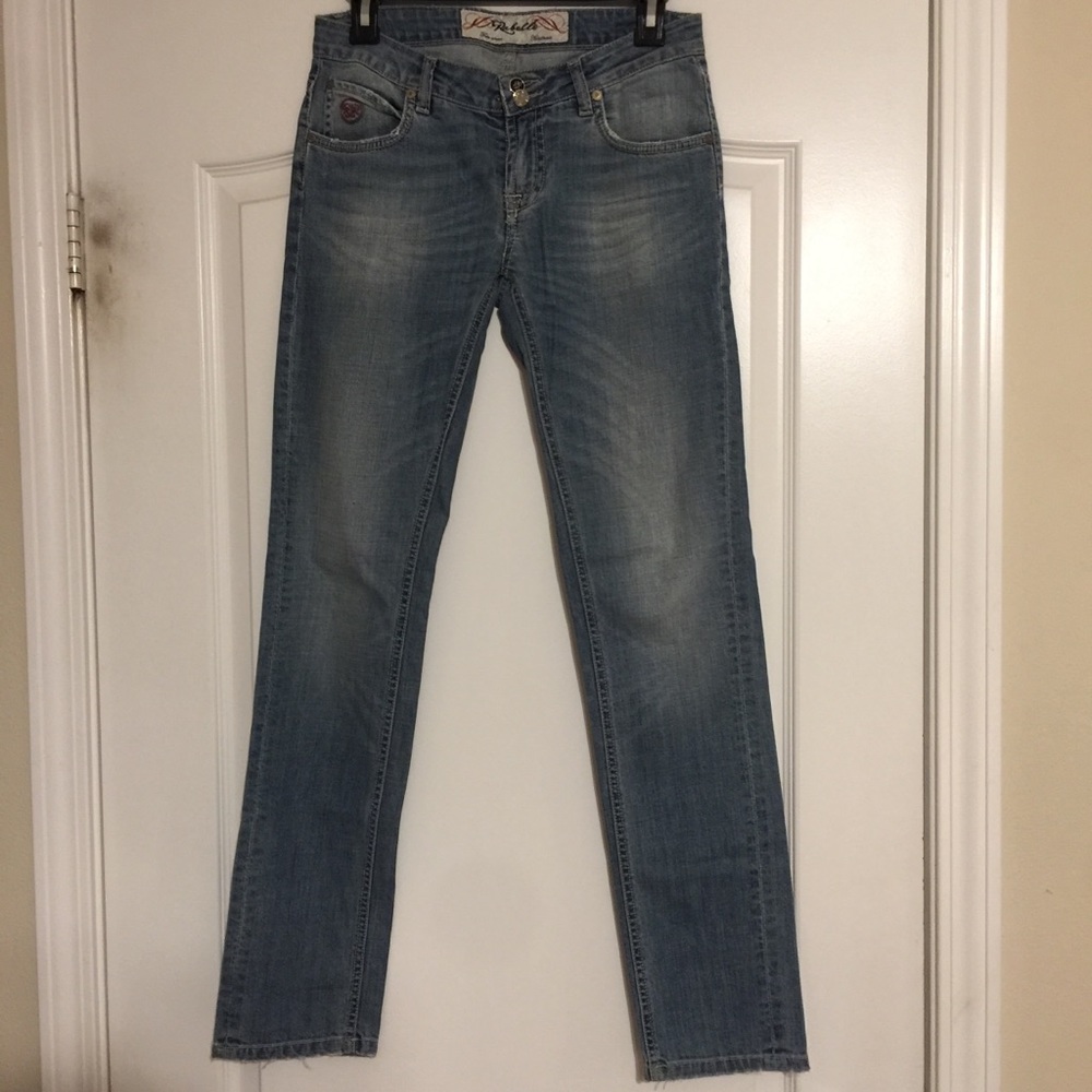 Low cut jeans